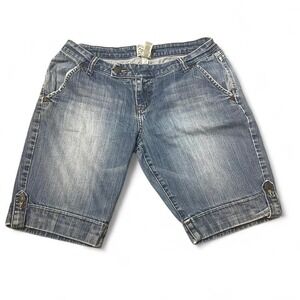 vintage Aeropostale blue denim jorts with off centered button detailing